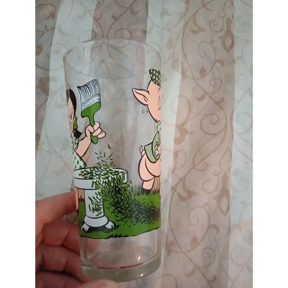 Porky Pig and Petunia Pig 1976 Pepsi Collector Glass Warner Bros. Looney Tunes